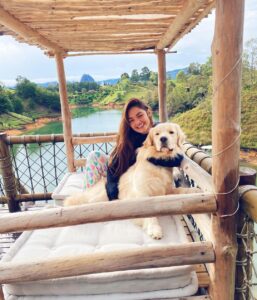 Yuri Vargas Instagram - Días para recargar la energía con toda mi familia hermosa Gracias por tanto los amooo con mi corazón ♥️ Lugares preciosos @atmavillas @el_403_ 👏👏👏👏 @sinai_dog #Noah