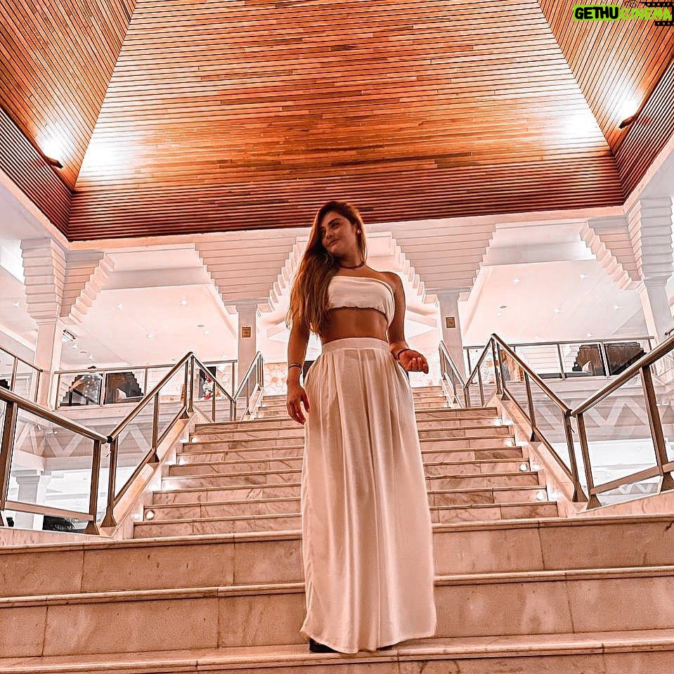 Yuri Vargas Instagram - Si buenas ejjeejjeejejejejje para las que nos gusta el color blanco ejejejej 🤍🤍🤍