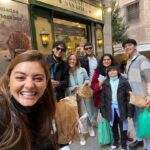 Yuri Vargas Instagram – Que bello es llegar a otro país y que te reciban con tanto cariño gracias.
@juana_acosta Que maravilla sentir que tu energía, es como siempre lo pensé increíble.
@lilibocanegra amiga hermosa gracias por recibirnos y hacernos sentir en casa te quiero a ti y a tus hijos hermosos ♥️
@alexarestrepo @felipelondonoo @jimmunoz1 @lucasc0902 Que lindó encuentro. Madrid, Spain