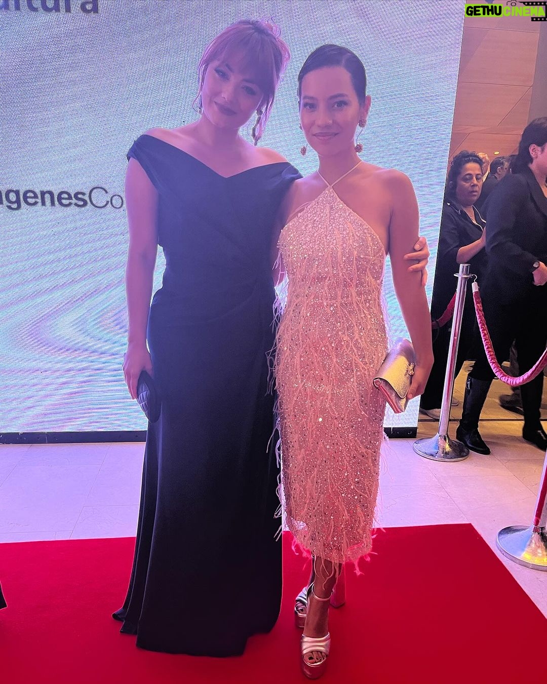 Yuri Vargas Instagram - Nuestra Noche de Premios Macondo 🎬🎬 Cine Colombiano 🖤 #premiosmacondo2023 @hbomaxla @tntlatam acompañada por la guapura andante @jimmunoz1 ❤️🙏 @diego64a @nancy64afilms @christiantappan @nataliareyesg @delvecchio21 @pia.arciniegas Styling : @serratovestuario