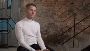 Yury Dud Instagram - «Наша главная проблема – перестать думать, что другой человек – такой же, как ты»