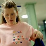 Yury Dud Instagram - Варвара Шмыкова @barbaraska_92 («Чики», «Мир! Дружба! Жвачка!», «Петровы в гриппе», «Нелюбовь») – новая героиня «вДудя». Интервью – не столько про новую жизнь (Варя больше года живет в Германии), сколько про отношения с близкими, поэтому многим будет актуально. Ссылка – в профиле. 18+ НАСТОЯЩИЙ МАТЕРИАЛ ПРОИЗВЕДЕН, РАСПРОСТРАНЕН ИНОСТРАННЫМ АГЕНТОМ ДУДЕМ ЮРИЕМ АЛЕКСАНДРОВИЧЕМ