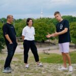 Yury Dud Instagram - 7 лет назад Айгель Гайсина @aigelslv, поэтесса из Набережных Челнов, и петербургский музыкант Илья Барамия @baramia («Ёлочные игрушки», 2H Company) объединились в группу АИГЕЛ, которая стала делать очень необычно: от суперхита «Татарин» (107 миллионов просмотров) до клипа, который предсказал и показал обнуление российской конституции. Тюрьма, Татарстан и, главное, много деталей о том, как именно музыка появляется на свет – по ссылке в профиле. 18+ НАСТОЯЩИЙ МАТЕРИАЛ ПРОИЗВЕДЕН, РАСПРОСТРАНЕН ИНОСТРАННЫМ АГЕНТОМ ДУДЕМ ЮРИЕМ АЛЕКСАНДРОВИЧЕМ