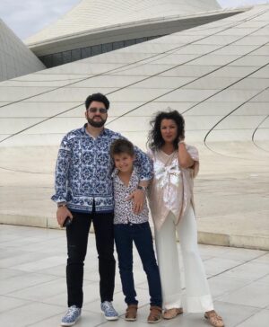 Yusif Eyvazov Instagram - Happy birthday my ❤️ 15!!!!! 😍😍😍❤️❤️ love you so much! Just be happy 🤗❤️
С днем рождения родной ❤️ 15 ! Даже не верится 🥰❤️ будь самым счастливым ❤️ @bublikaipadov @anna_netrebko_yusi_tiago ❤️