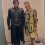 Yusif Eyvazov Instagram - When I was 20 and just started studying Opera Singing, I get a Videocassetta of TURANDOT from Arena di Verona with Great Nicola Martinucci @martinuccinicola doing Calaf… and now after almost 30 years after that day I’m in @teatrosancarlo singing Calaf in Turandot and this living legend Nicola Martinucci on stage with us doing Altotum… this makes me cry because I never dreamed about this .. ❤️🥺 Когда то очень давно , когда я начинал заниматься вокалом , мне подарили Видеокассету со спектаклем Турандот из Арена Ди Верона где Великий Тенор Никола Мартинуччи пел Калафа… прошло почти 30 лет .. и вот мы находимся в Неаполе , в легендарном театре @teatrosancarlo в преддверии открытия сезона 9 го декабря оперой Турандот … в которой я пою Калафа и этот Великий человек находится тут с нами на сцене в роли Императора … когда я думаю об этом у меня на глазах наворачиваются слезы.. мог ли тот самый мальчишка из Баку мечтать о таком ? Нет … ❤️🙏 #yusif #yusifeyvazov #napoli #sancarlo #italy #turandot Teatro San Carlo