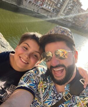 Yusif Eyvazov Instagram - Happy birthday my ❤️ 15!!!!! 😍😍😍❤️❤️ love you so much! Just be happy 🤗❤️
С днем рождения родной ❤️ 15 ! Даже не верится 🥰❤️ будь самым счастливым ❤️ @bublikaipadov @anna_netrebko_yusi_tiago ❤️