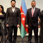 Yusif Eyvazov Instagram - Hər bir musiqiçinin ən vaçib vəzifəsi öz Vətənin 🇦🇿 qözəl musiqisini dünyaya tanitdirmaq, dünyanin ən uzaq və bizi az taniyan yerlərdə səsləndirməqdir. Bu geçə Argentinada , Buenos Aires şəhərində Ümummilli Lider HEYDƏR ƏLİYEVİN 100 illik Yubileyinə həsr olunmuş koncertimiz oldu . Mənim istedadli Azərbayçanli həmkərlarimla birlikdə çixiş edtik. @farid_933_ @sabinaasadova @saadatismayilova @rashad85 @tabriz.yusubov1 @mirelisarizade ❤️🇦🇿❤️🇦🇿❤️🇦🇿❤️ @anna_netrebko_yusi_tiago ❤️ @kuzinalu @annelaureg1980 @roxanegrizon @joseanebohm 🤗🤗🤗🙏🙏🙏🙏 ❤️🇦🇿❤️ Allah Ölkəmizi, millətimizi saxlasin və Azərbaycanimizin səsi dünyada , ən möhtəşəm zirvələrdə səslənsin ❤️🇦🇿❤️ Azerbaijancanin Argentinada olan Səfirliyimizə dərin Minnətdarliğimizi bildiririk ❤️🇦🇿🙏 I think the most important part of our job is bringing our national music in the world 🌍❤️🇦🇿❤️ let the people and foreign countries know our music , ❤️🇦🇿🙏 . Tonight we performed In Buenos Aires the concert of Azerbaijani music together with my wonderful talented colleagues ❤️🤗🙏🇦🇿 This concert was dedicated to 100 years anniversary of our National Leader HEYDAR ALIYEV ❤️🌍🇦🇿 Special thanks to Embassy of Azerbaijani 🇦🇿 in Argentina 🇦🇷 for organizing this event 🇦🇿❤️🇦🇿 #yusif #yusifeyvazov #azerbaijan #music #heydaraliyev #argentina #baku #buenosaires Buenos Aires, Argentina