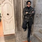 Yusif Eyvazov Instagram - Sometimes life is so unpredictable 😝❤️💝🤣 Getting ready for our TURANDOT premiere at @teatrosancarlo Napoli 😍 Готовимся к премьере ТУРАНДОТ в театре @teatrosancarlo 🤗❤️ #yusif #yusifeyvazov #turandot #sancarlo #naples #italy #юсиф #юсифэйвазов #неаполь #турандот #италия Teatro San Carlo