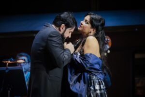 Yusif Eyvazov Instagram - Thank you BUDAPEST for this absolutely beautiful night of IL TROVATORE . With Legendary EVA MARTON in audience ❤️
My superb ❤️ @anna_netrebko_yusi_tiago 
Conte di Luna @michelekalmandi 
Azucena @andreaszanto26 
Ruiz @odorbotond 
Ines @melindaheiter 
Ferrando @andras_palerdi 

Special thanks to Brilliant Conductor @denis__vlasenko for an amazing performance 🤩👏

WE LOVE HUNGARY 🇭🇺 and will be back ❤️

Спасибо Будапешт за этот незабываемый вечер, концертное исполнение оперы ТРУБАДУР .. особо волнительно потому что в зале сидела Легендарная ЭВА МАРТОН.. 
как всегда самая лучшая моя ❤️ @anna_netrebko_yusi_tiago 😍
Прекрасный состав артистов , хор и оркестр 👏 
Особая благодарность потрясающему Дирижеру @denis__vlasenko за то что собрал спектакль за рекордно короткое время и на таком высоком уровне 🙏👏🤩

МЫ ЛЮБИМ ТЕБЯ ВЕНГРИЯ 🇭🇺 и обязательно вернемся 💝❤️
#yusif #yusifeyvazov #budapest #hungary🇭🇺 #iltrovatore #giuseppeverdi #opera #anna #annanetrebkoyusifeyvazov 

Photographer Attila Nagy 🙏