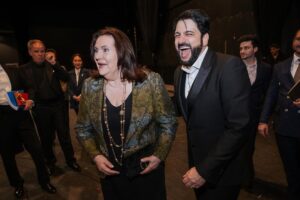 Yusif Eyvazov Instagram - Thank you BUDAPEST for this absolutely beautiful night of IL TROVATORE . With Legendary EVA MARTON in audience ❤️
My superb ❤️ @anna_netrebko_yusi_tiago 
Conte di Luna @michelekalmandi 
Azucena @andreaszanto26 
Ruiz @odorbotond 
Ines @melindaheiter 
Ferrando @andras_palerdi 

Special thanks to Brilliant Conductor @denis__vlasenko for an amazing performance 🤩👏

WE LOVE HUNGARY 🇭🇺 and will be back ❤️

Спасибо Будапешт за этот незабываемый вечер, концертное исполнение оперы ТРУБАДУР .. особо волнительно потому что в зале сидела Легендарная ЭВА МАРТОН.. 
как всегда самая лучшая моя ❤️ @anna_netrebko_yusi_tiago 😍
Прекрасный состав артистов , хор и оркестр 👏 
Особая благодарность потрясающему Дирижеру @denis__vlasenko за то что собрал спектакль за рекордно короткое время и на таком высоком уровне 🙏👏🤩

МЫ ЛЮБИМ ТЕБЯ ВЕНГРИЯ 🇭🇺 и обязательно вернемся 💝❤️
#yusif #yusifeyvazov #budapest #hungary🇭🇺 #iltrovatore #giuseppeverdi #opera #anna #annanetrebkoyusifeyvazov 

Photographer Attila Nagy 🙏