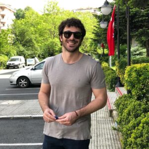 Yusuf Çim Instagram - 2.5 ay sonra dışarı çıkmışımdır :)