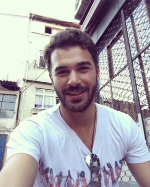 Yusuf Çim Instagram - #yusicim #yusufcim #semttebenadlıeserim 🙃