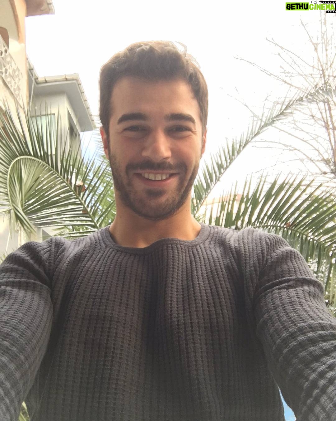 Yusuf Çim Instagram - #yeniiuyananyusicim ❄❄❄
