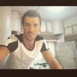 Yusuf Çim Instagram - #yusicim #yusufcim #CilekKokusu #ontheset 🎬🎬🎬