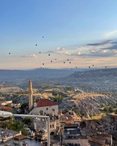 Yusuf Çim Instagram - Balonları kaçırmışımm 😴 Günaydınnn :) Rox Cappadocia