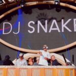 Yvick Letexier Instagram - Quel anniversaire de fou furieux (c’était il y a une semaine je viens à peine de redescendre) Merci @djsnake d’avoir permit à Vegas de connaître mes talents de DJ, pour tout booking, voyez directement avec lui (c’est 150k minimum). Et merci pour tous vos messages ❤️ Las Vegas, Nevada