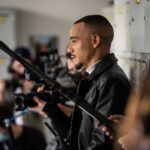 Yvick Letexier Instagram – LA POLICE 3 est sorti il y a deux jours et putain qu’est-ce que c’est bon de vous retrouver. On s’est tué de rire à l’écrire et encore + à la jouer. 

Merci à tous ❤️ 
📸 @samuel_nogues 

Le lien de la vidéo est dans ma bio. Paris, France