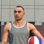 Yvick Letexier Instagram - C’EST FAIT ! Je suis dans 2K, il y a juste un petit détail à signaler, checkez ma story « 2K LA SUITE » pour + de précisions ... En tout cas mille mercis @2kfrance @nba2k @ronnie2k pour votre confiance, c’est un putain de rêve de gosse qui s’accomplit ❤️ j’en reviens toujours pas 😍 vive cette vie maintenant j’vous laisse je vais dunker sur @rudygobert27 (je me suis mis archi bien sur les tatoos dans la dernière vidéo) Las Vegas Nevada