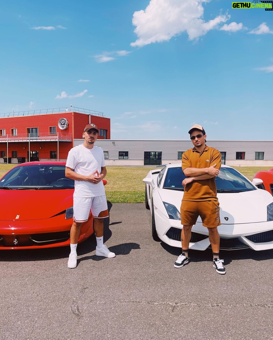Yvick Letexier Instagram - SUMMERDUMP 2K23 PART.1 France