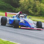 Yvick Letexier Instagram - Très heureux de faire parti de l’élite du pilotage automobile français en participant au GP EXPLORER 2 qui se déroulera le 9 septembre prochain sur le circuit du Mans et sera retransmis sur Twitch, cette phrase est longue. J’ai rarement montré cette facette de moi, mais je suis très très fort pour conduire des voitures … Je n’en dis pas + sinon vous n’allez pas regarder car vous serez convaincu de ma victoire, et ça c’est pas sport pour les autres (qui sont nuls). Je serai accompagné d’un autre pilote pro en la personne de @theojuice_ qui connait très bien les voitures, notamment les bleus. Je vous laisse, je dois faire un go fast. Yvick aka Mister Vitesse aka Mister Voiture aka Mister Victoire (et oui, tout était prévu d’avance) Grand merci à @xsqueezie pour l’invitation et à la FFSA de nous laisser pratiquer tout ça. 📸 @faidhadji @nicolaspaulmier @markerprod Le Mans Circuit Bugatti