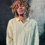 Yvick Letexier Instagram - NOUVELLE VIDÉO EN LIGNE : LES 11 RAPPEURS À NE PAS SUIVRE (et surprise à la fin de la vidéo) LIEN DANS MA BIO 📸 @laguezz Cover : @dricetea Paris, France