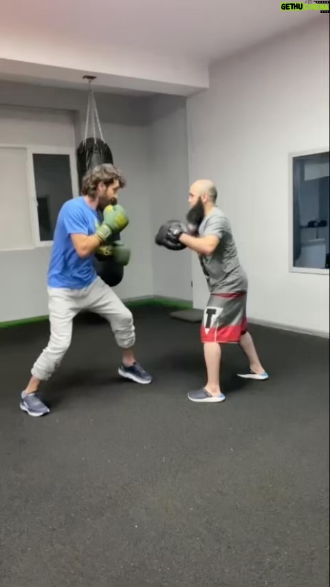 Zabit Magomedsharipov Instagram - Иногда тренируемся @bukaboxing