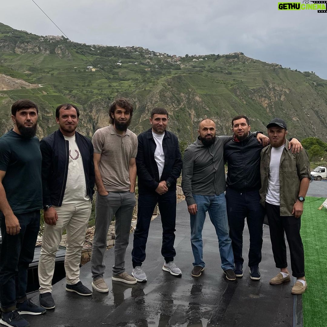 Zabit Magomedsharipov Instagram - На районе Ахвахский район