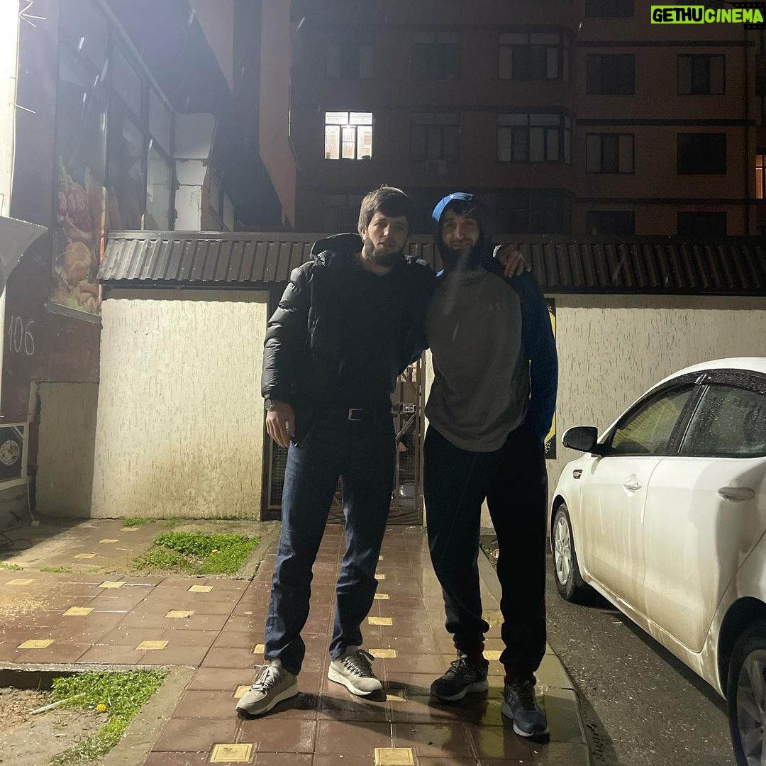 Zabit Magomedsharipov Instagram - @bambathanov.m не теряйся, брат ))) Makhachkala