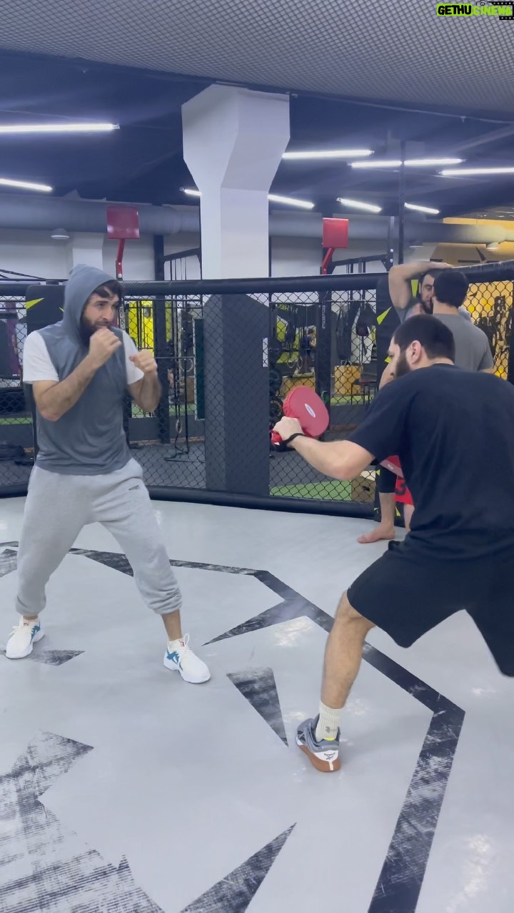 Zabit Magomedsharipov Instagram - Возможно это последнее видео в моей ленте)))))
