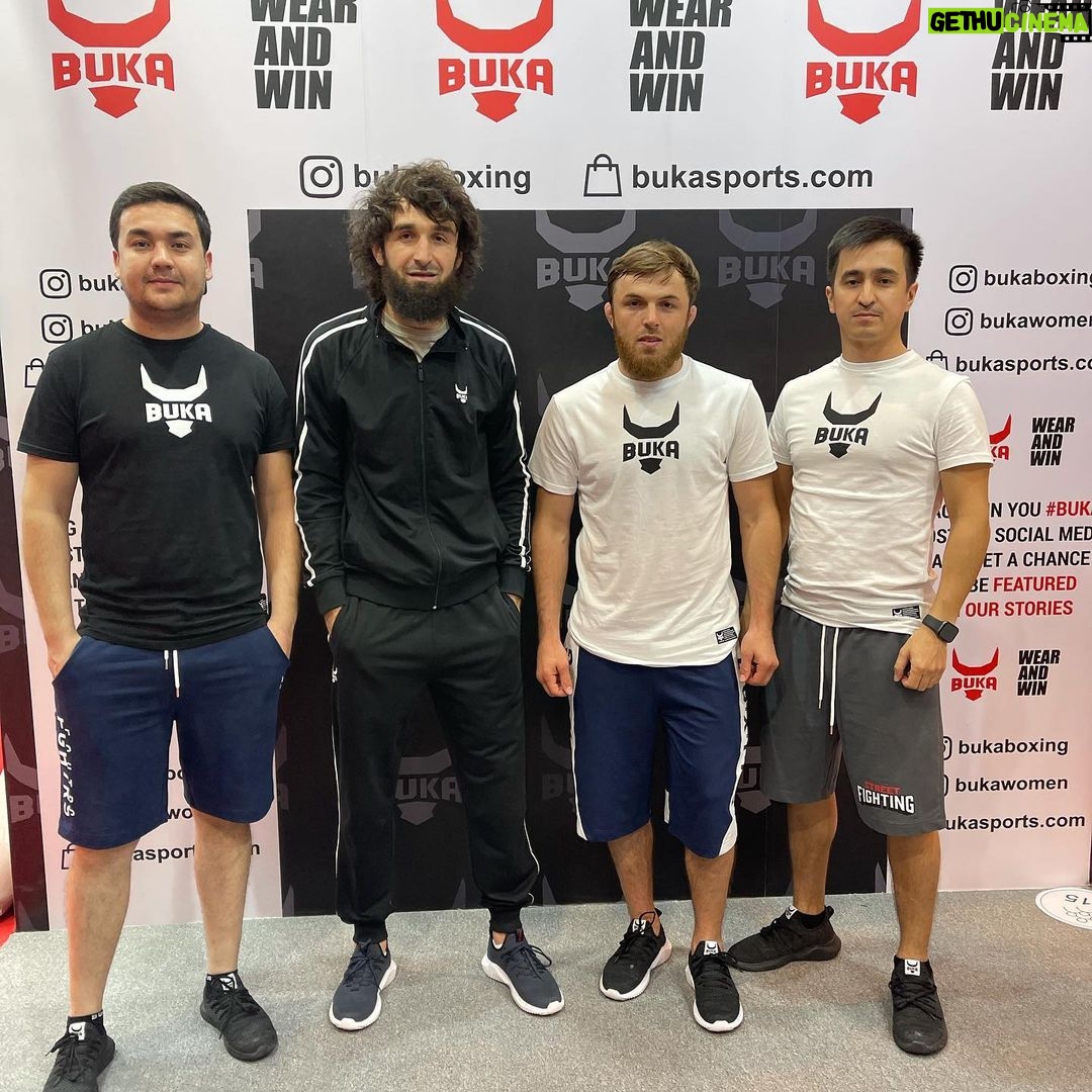 Zabit Magomedsharipov Instagram - Buka Team @bukaboxing