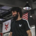 Zabit Magomedsharipov Instagram - Давно я в Узбекистане не был 🇺🇿 @bukaboxing 💯 @bukaboxing 💯 @bukaboxing 💯