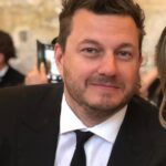 Zach Braff Instagram - My manager and best friend, Chris Huvane took his own life yesterday after years of battling severe depression. I tried and tried to help him. Each time I thought my pep-talk or idea for a new regimen might make a difference. He was so beloved in this town, so many others did the same. I promise you, you could not have met a better man. Those of us left behind can’t help but think of what else we could have done. What if I’d moved in with him? What if I’d said this or that? My mom (a psychologist) said something that brings tears to my eyes even as I type this. She said “Those he left behind have to to suffer, but Chris’ suffering is finally over.” Please post suicide hotline numbers and resources in your country below. Please be kind in the comments. This is the lowest I have felt in some time. I love you Chris. The suffering is over.