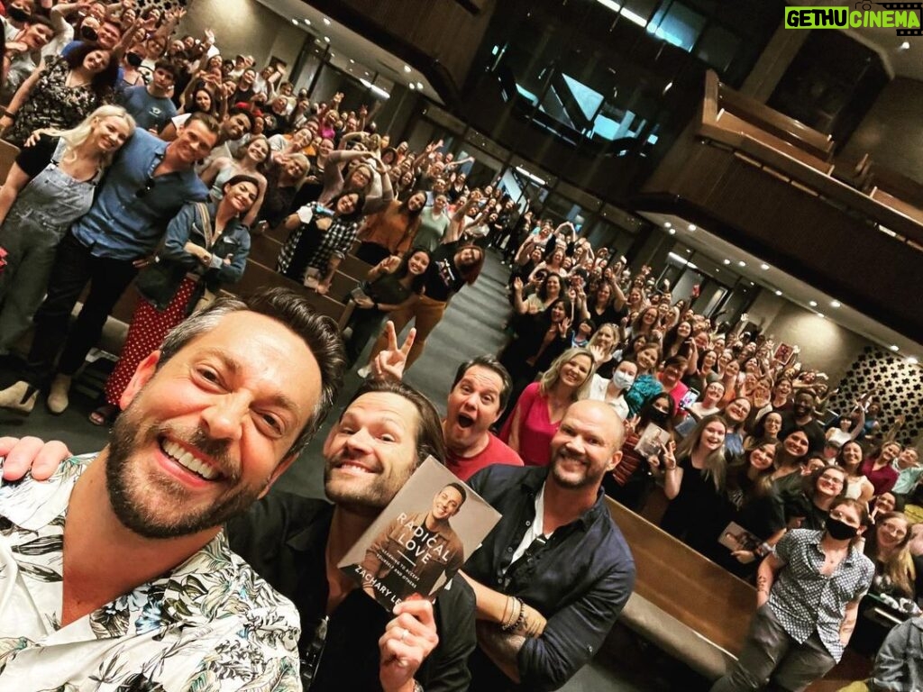 Zachary Levi Instagram - Last night’s book signing, and Q&A with my brother @jaredpadalecki was such a gift. Thank you to every wonderful soul who came out to hear more about it all. And a big thank you to @bookpeople for organizing such a lovely evening. 🥰🙏 #radicallovebook Austin, Texas