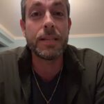 Zachary Levi Instagram - Wars, AI, and other things I’m trying not to worry about. 🫤🙏