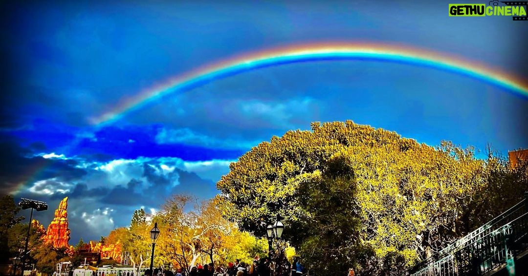 Zachary Levi Instagram - Had a special day at @disneyland with friends and family, kissed by a full on rainbow from heaven. Disney magic, indeed. Walt pulled out all the stops today. 🥳 Disneyland