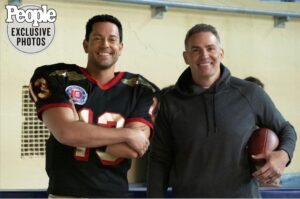 Zachary Levi Instagram - Like lookin in a mirror! 😏 Thank you @kurt13warner @lionsgate and @kingdomstorycompany for this incredible job. Cannot wait for folks to see our little football baby this December, IN THEATERS!!! 🙌 And thank you @people for the slick first look!!! 💃