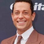Zachary Levi Instagram - Thank you @theespys for another fun night! Thank you @dzojchen for another banger of a suit, and @warrenalfiebaker for stylin up such a fine lewks for me and my special lady friend. And thank you @kurt13warner for making me look SO much younger and thinner just by standing next to me. 🤘😎🤘(Picture #2 is the face of a man who had entirely too much tequila and Joe’s Pizza, and I regret nothing. 😏) (And thanks to @michelledemilt and @dahliawarner for the top notch human grooming skills! 💅) New York City