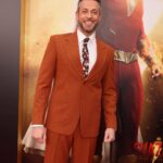 Zachary Levi Instagram - About last night… lewk edition 💃🏻⚡️ Styled by: @warrenalfiebaker Custom Suit: @dzojchen Shoes: @dukedexter Watch: @movado Grooming: @mnmachado @shazammovie Los Angeles, California