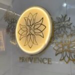 Zahra Arafat Instagram - حياكم عندنا في #معرض_العطور قاعة ٥ و٨ 🥰👌🏽 @provence_official ​ #عطور #عطورات #زهرة_عرفات