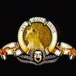 Zahra Arafat Instagram - مسرحية الأطفال الاستعراضية #أنا_زومبي ٣ تأليف هيا احمد🖌 ‏@haya.author اخراج 🎭 محمد الحملي 👑 ‏ @m_al7mly محمد الحملي 🧟‍♂️ @m_al7mly عبدالله الرميان🧟‍♂️ @Abdullah_alramyan ميمي التميمي 🧟‍♀️ @miss_meme85 نور الكندري 🧟‍♀️ @noor_alkendre فهد الكندري 🧟‍♂️ @ffahad.on جمال الشطي 🧟‍♂️ @jamalalshatti عبدالله الشامي 🧟‍♂️ @abdulla_alshamy مشعل الفرحان 🧟‍♂️ @almesh عبدالعزيز السعدون 🧟‍♂️ @A_elsadoon عبدالرحمن الهزيم 🧟‍♂️ @Hazeemovic1 غدير حسن 🧟‍♀️ @ghadeer_7ssan دعيج الخميس 🧟‍♂️ @D3aiialkhmes لاما أمير 🧟‍♂️ @Itslama.beauty محمد عبدالرزاق 🧟‍♂️ @7mood_ahmd ريماس صقر 🧟‍♀️ @Reemassaqr احجز مقعدك من الآن على موقع ايفنتات 👏🏻👏🏻 مسرح دار المهن الطبيه