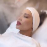 Zahra Arafat Instagram - دلعي جمالج عند #حنان_دشتي #فيشيال #العناية_بالبشرة #تنظيف_بشره @hanandashti.studio @hanandashti.studio @hanandashti.studio @hanandashti.cosmetics @hanandashti.salons @hanandashti.official @marwakhalil83 Hanan Dashti