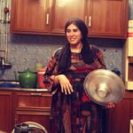 Zahra Arafat Instagram - ابتسم .. تفائل.. عيش اللحظة مع من تحب 🤍🤍🤍 #رقية #سوء_المناخ #زهرة_عرفات #زهرة_الخليج