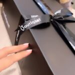 Zahra Arafat Instagram - لما ندلع روحنا ونشتري من #بوتيكي #بوتيك_زهرة_عرفات @boutiqaat @q8saray #reels #reelsinstagram #reelsvideo #instagram