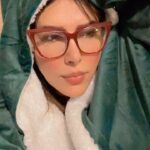 Zahra Arafat Instagram - هل هناك فئة من الاعمال محصورة للرجال او للسيدات ؟ مارايكم ؟ وماهي ؟ #زهرة_الخليج #زهرة_عرفات