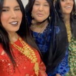 Zahra Arafat Instagram - من كواليس مسلسل #هوّد_الليل الروح الجميلة والمرح وأجواء العايلة الوحدة رغم ظروف الجو و الحرارة كانت مليون 😁 @shahdofficiall @shahad_alkanderi7 @3akas_alfreej @mhlhl_85 Kuwait City