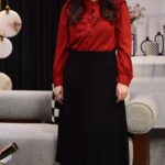 Zahra Arafat Instagram - ‎تابعوا لقائي في برنامج #شطرنج ♟️ مع الإعلامي #عبدالرحمن_الدين والمخرج #رمضان_خسروه. @aldayeen @ramadan_khasrouh ‎اليوم الساعة ٨ مساءً بتوقيت الكويت و ٩ مساءً بتوقيت الإمارات على #تلفزيون_دبي واللي تفوته الحلقة يقدر يتابعها بأي وقت على تطبيق #اوان المجاني. @dubaitv @onawaan @aldayeen @ramadan_khasrouh​ #رمضان_يجمعنا🌙 #رمضان #رمضان2024 #برامج #ِبرامج_رمضان #زهرة_عرفات #زهرة_عرفات_فانز