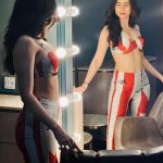 Zara Khan Instagram – Mirror Mirror On the wall🫶🏻🥤…
.
.
.

Outfit @themissyco
Styled by @hitendrakapopara
Fashion team @sarinabudathoki @shiks_gupta25 @tanyakalraaa
Hair by @ashisbogi
Makeup by @safasheikhbeauty
Zahrah’s team @candidly_ish