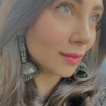 Zara Khan Instagram - 🖤….