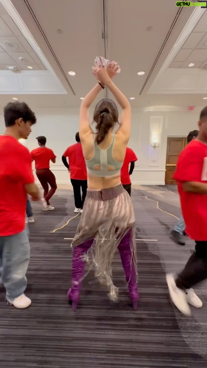 Zara Khan Instagram - NORTH AMERICA ARE YOU READY ? Kick starting with #atlanta !! See you tomorrow π₯ 3rd March ! 8th Dallas 11th Orlando 12th Oakland LETS DO THIS #DIVA STYLE π€ ππ Atlanta, Georgia, United States
