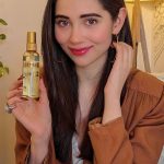 Zara Khan Instagram - Girls, 3 drops of Streax Hair Serum is what you need to #ShineAllDay with soft, gorgeous and flaunt-worthy hair. ✨✨ Go grab yours now on Amazon, Myntra, Flipkart, Nykaa and Purplle. #StreaxIndia #BanoStreaxy #StreaxHairSerum #24HourShine #ShineAllDay #ad